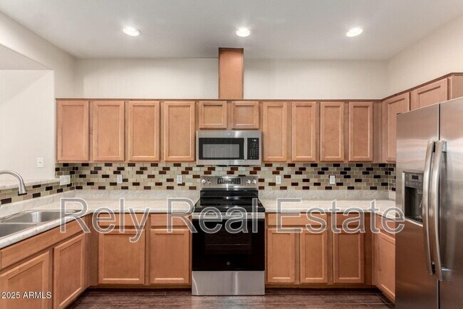 Photo - 1225 N 36th St Unidad 1013
