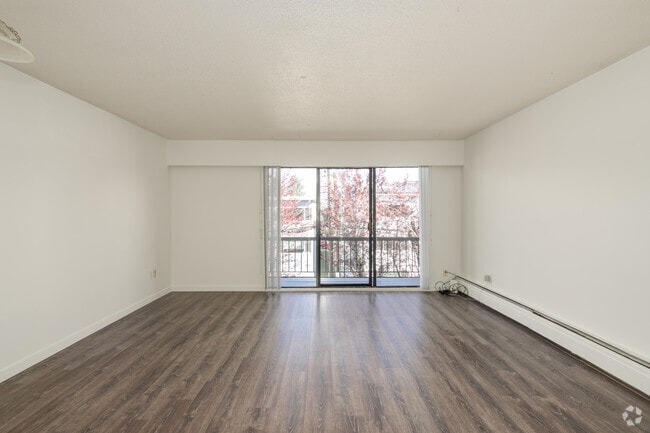 Studio - 533SF