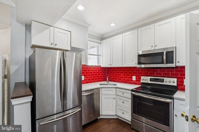 Building Photo - 1122 W Dauphin St Rental