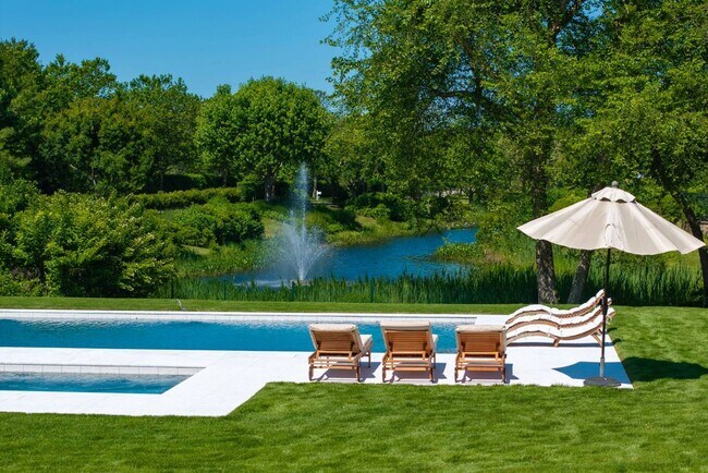 Photo - 15 Parrish Pond Ln