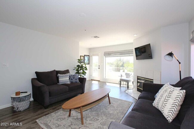 Photo - 10080 E Mountainview Lake Dr Unidad 330