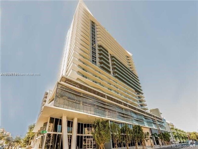 Building Photo - 1010 SW 2nd Ave Unit 1902 Rental
