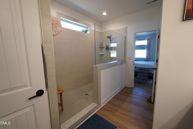 Photo - 108 Providence Crk Dr