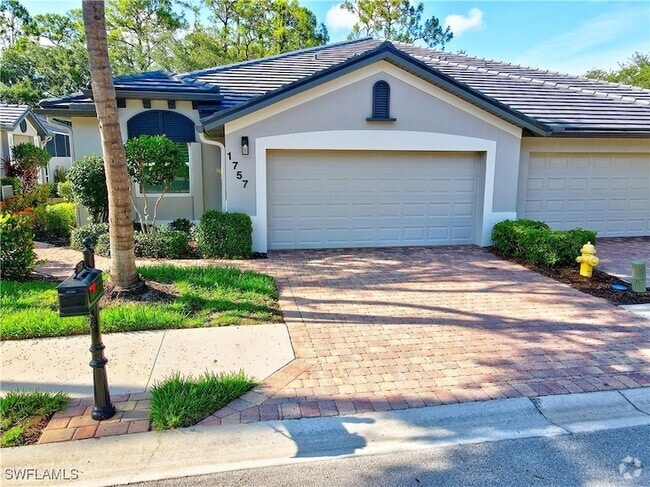 Building Photo - 1757 Tarpon Bay Dr S Unit 57 Rental
