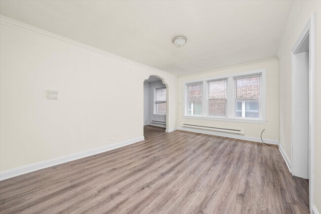 Photo - 2936 W Palmer St