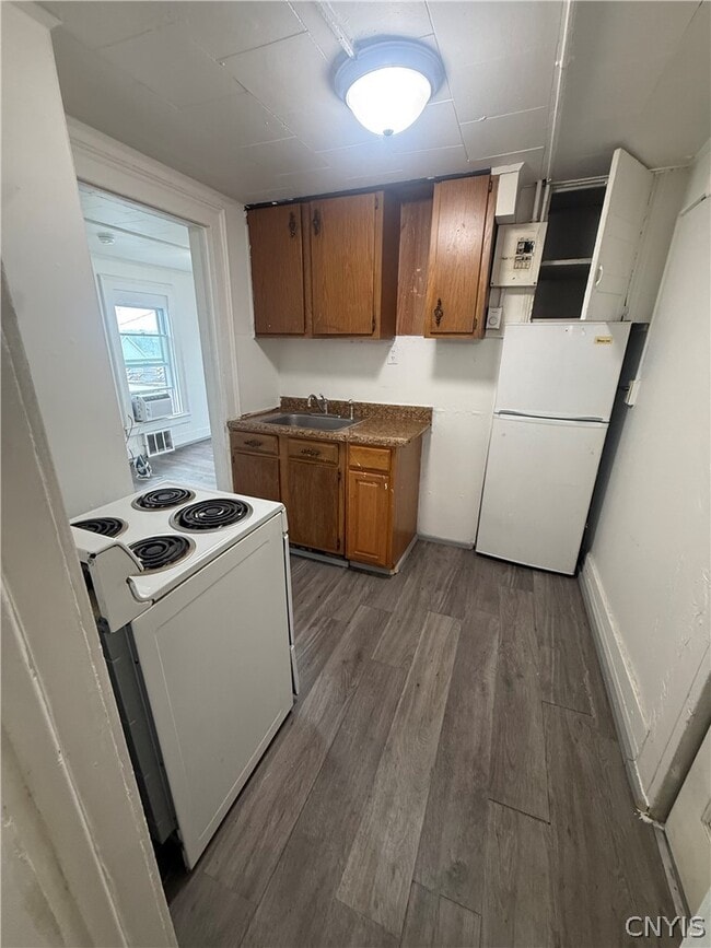 Photo - 1702 E Fayette St
