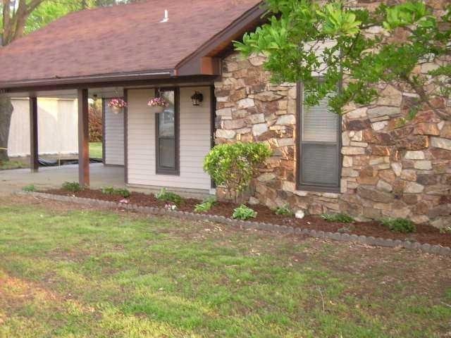 Photo - 387 Shelton Rd