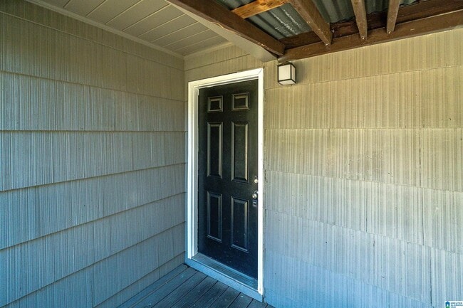 1301 5th Pl NW