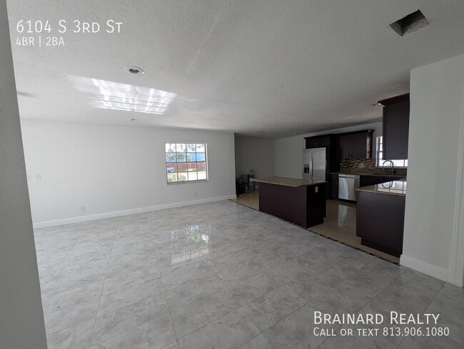 Photo - 6104 S 3rd St