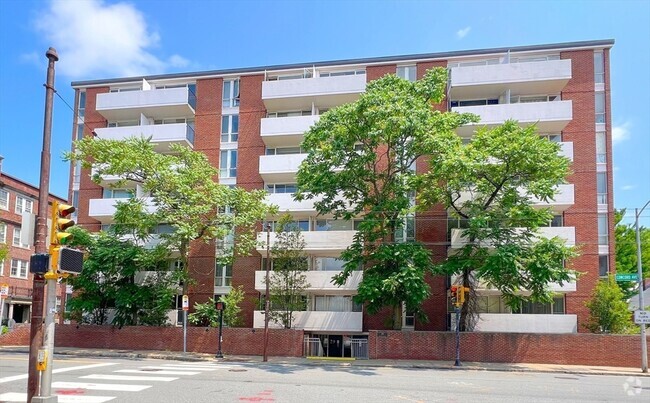 Building Photo - 29 Concord Ave Unit 702 Rental