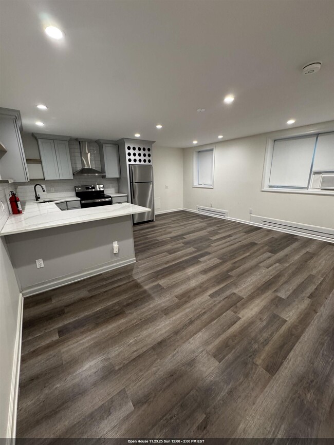 Building Photo - 1 CONGRESS St Unit A5