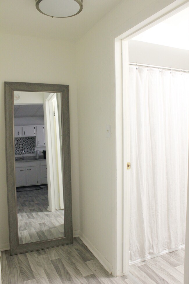 Photo - 4620 Liberty Ave Unit 1