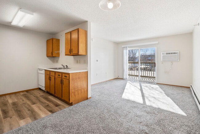 Photo - Rolling Meadows Apartments