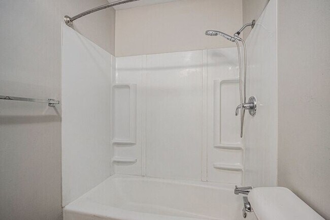 Photo - $1495 Charming, remodeled 3-Bed/1-Bath Ran...