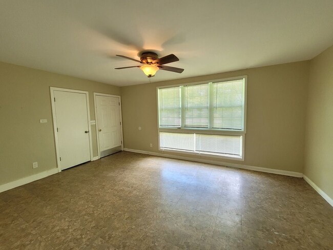 Photo - MOVE IN SPECIAL: Waived $350 Cleaning Fee!...