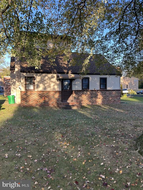 Photo - 1420 Williams Ave