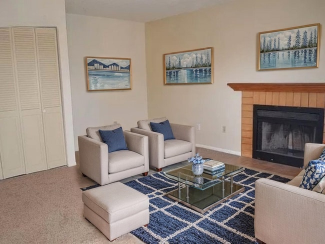 Building Photo - 6618 Provincial Dr Unit 6618