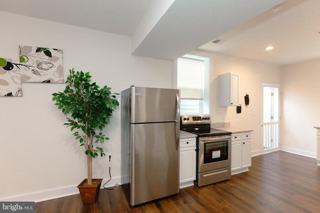 Photo - 5705 Crestwood Pl