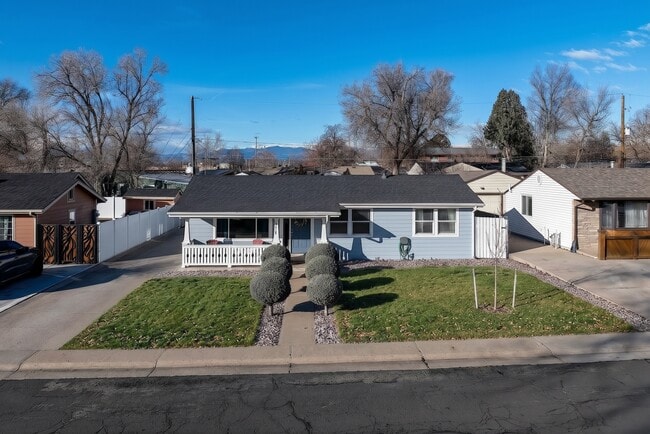 7211 Bryant St  