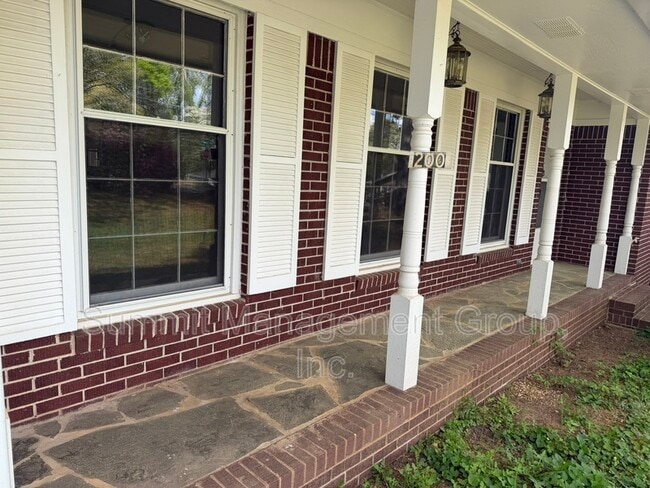 Photo - 200 Indian Creek Dr