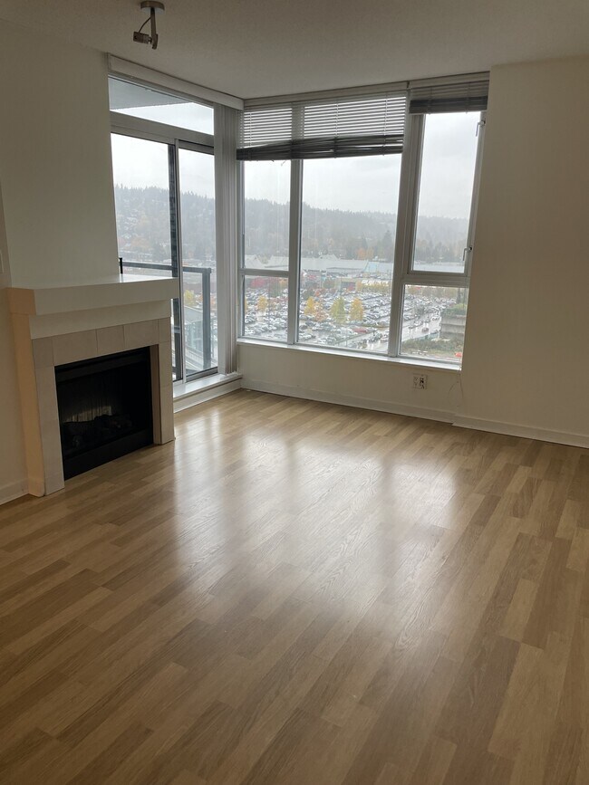 Photo - 1178 Heffley Crescent