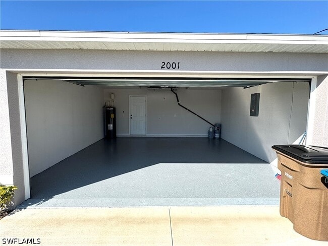 Photo - 2001 SW 4th St