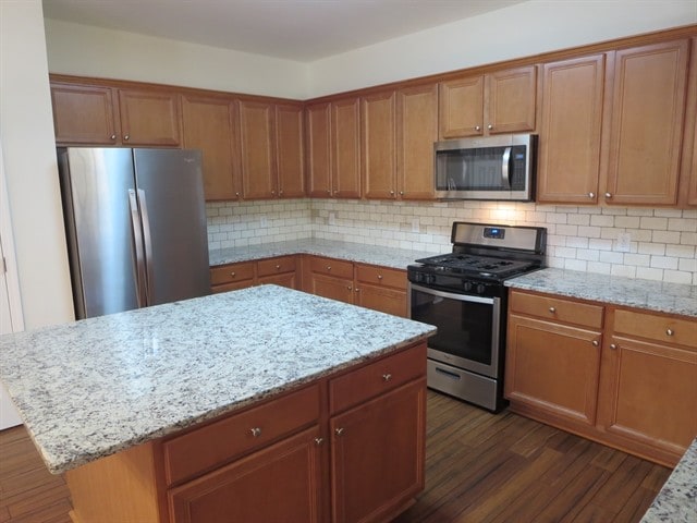 Photo - 811 Buffington Way