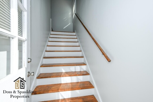 Photo - 409 Richardson Ave