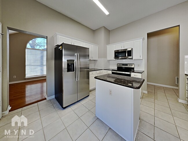 Photo - 6801 Amberdale Dr