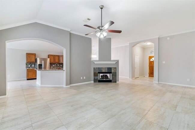 Photo - 1319 Castlemist Dr