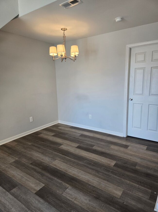 Photo - Charming 2 Bedroom in Virginia Beach