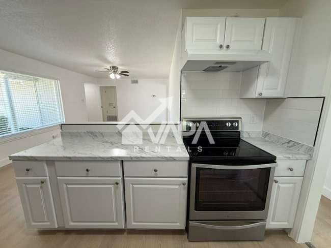 Photo - 6426 Flint Rock Dr