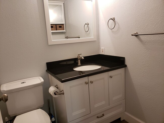 Photo - 2 Bedroom Condo in Bennett Valley