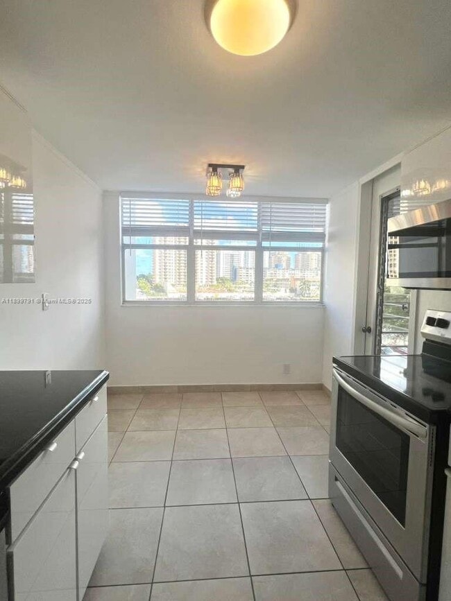 Photo - 100 Golden Isles Dr Unit 406