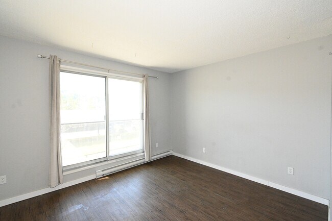 4280 Quentin Ave Unit 204