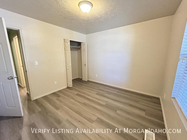 Photo - 1723 W Bayeux Dr