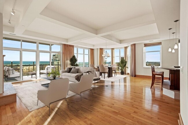 Photo - 1313 N Franklin Pl