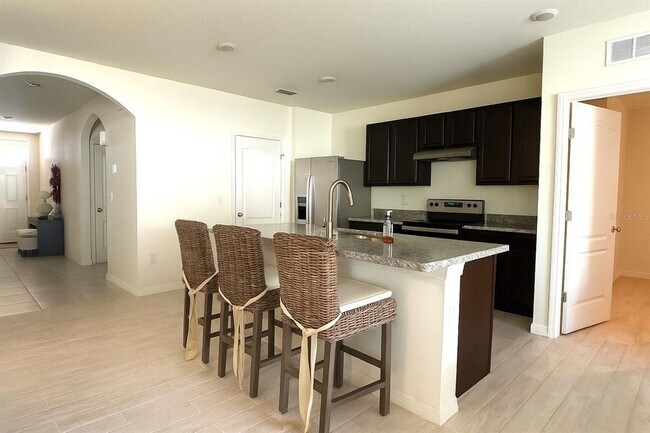 Photo - 324 Sofia Ln