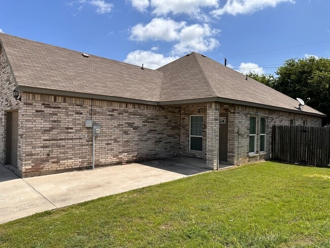 Photo - 7511 Novella Dr Unit 1