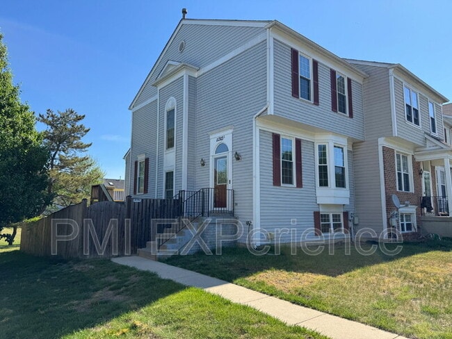 Building Photo - 11303 Golden Eagle Pl