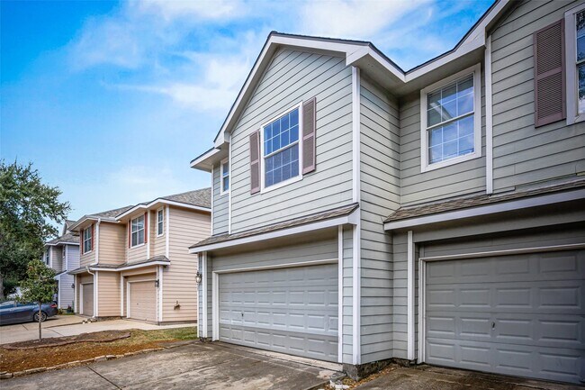 Photo - 12427 Oriole Lake Way