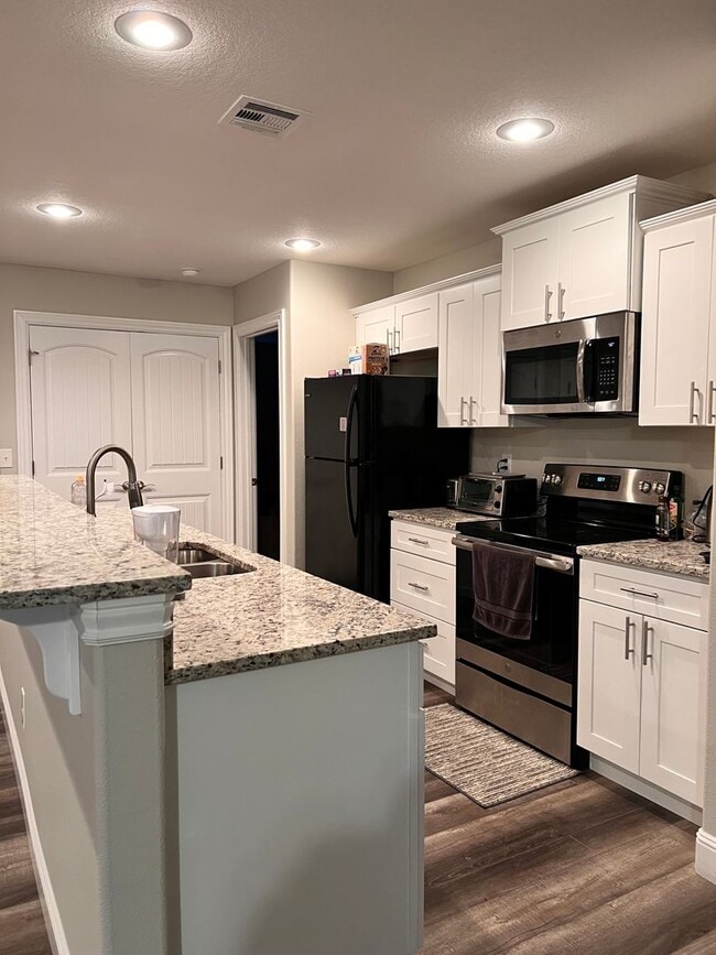 Photo - 3 Bedroom 2 Bathroom home