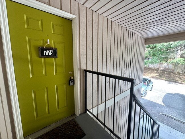 Building Photo - 77X Four-Plex Unit 775