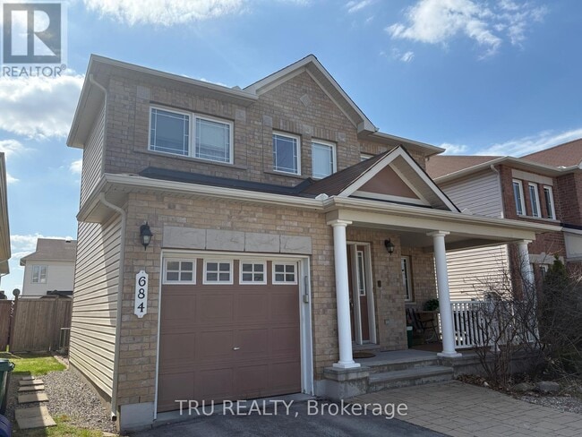 Photo - 684 Beatrice Dr