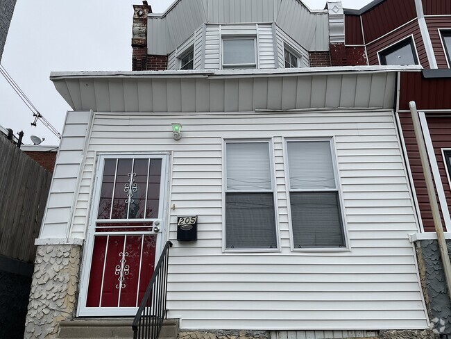 Building Photo - 205 S 58th St Rental