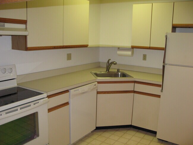 Photo - 121 Cluff Crossing Rd Unit 324