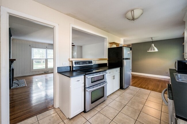 Photo - Sangloe Place Unit A