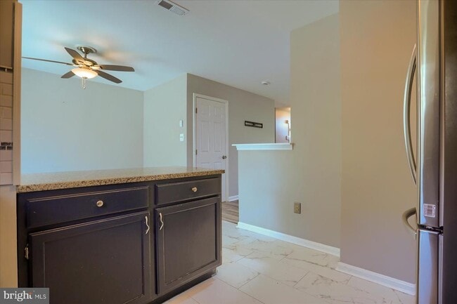 Photo - 618 Milford Ct