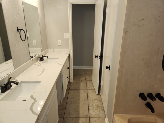 Photo - 22223 Woodrose Dr