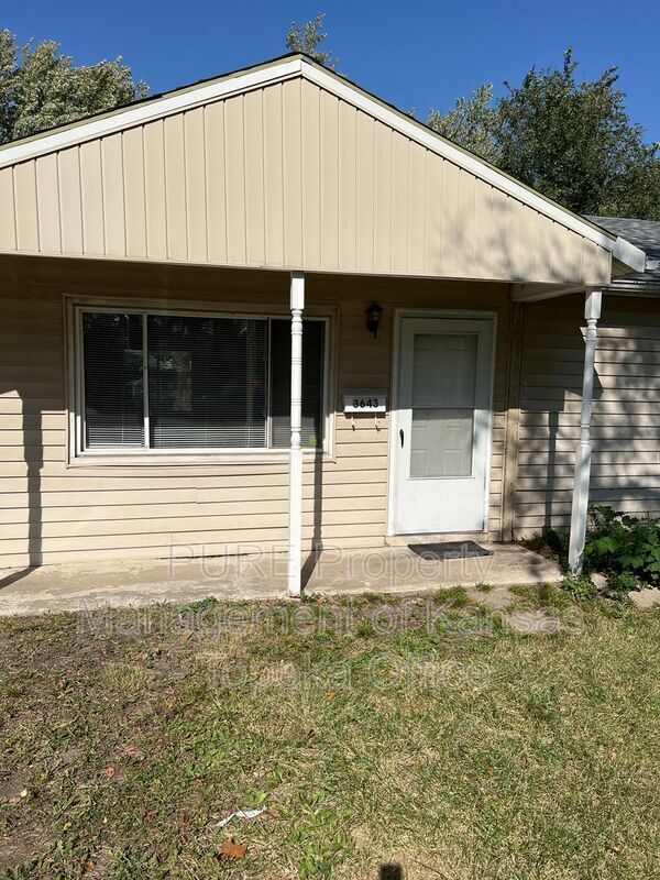 Photo - 3643 SW Clare Ave